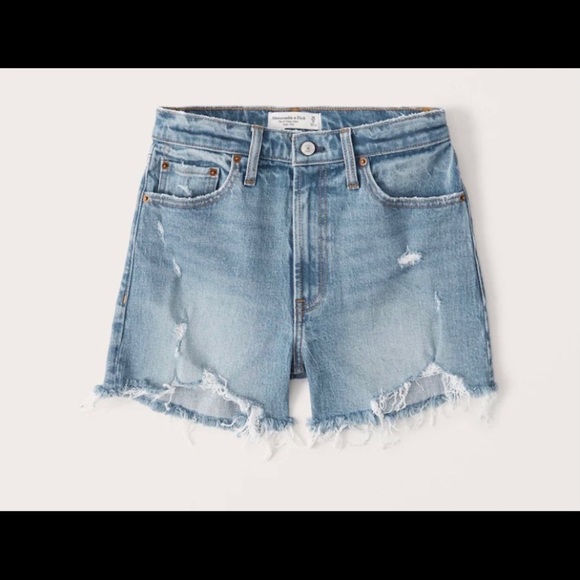Abercrombie & Fitch Pants - High Rise Mom Shorts
